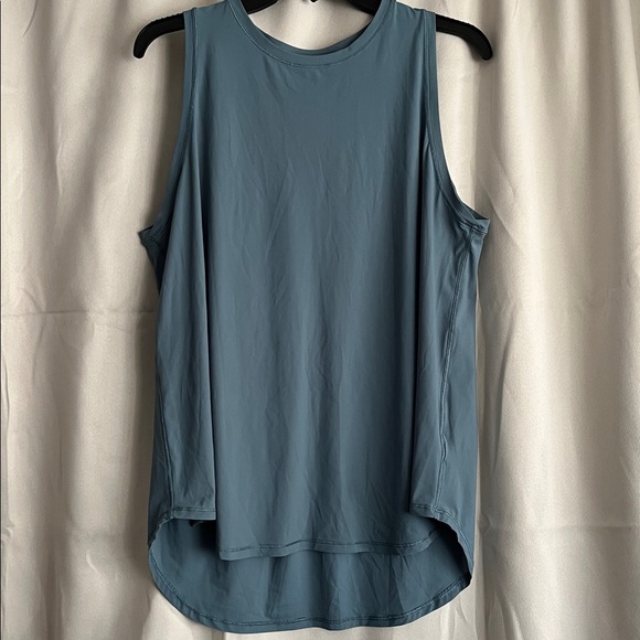 SPANX Go Lightly Tank Top Active Sleeveless Peak Blue Teal Size Large - Picture 1 of 6